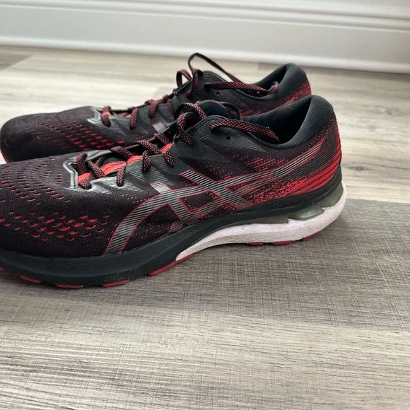 ASICS Men's Black and Red Athletic Shoes - Picture 4 of 5